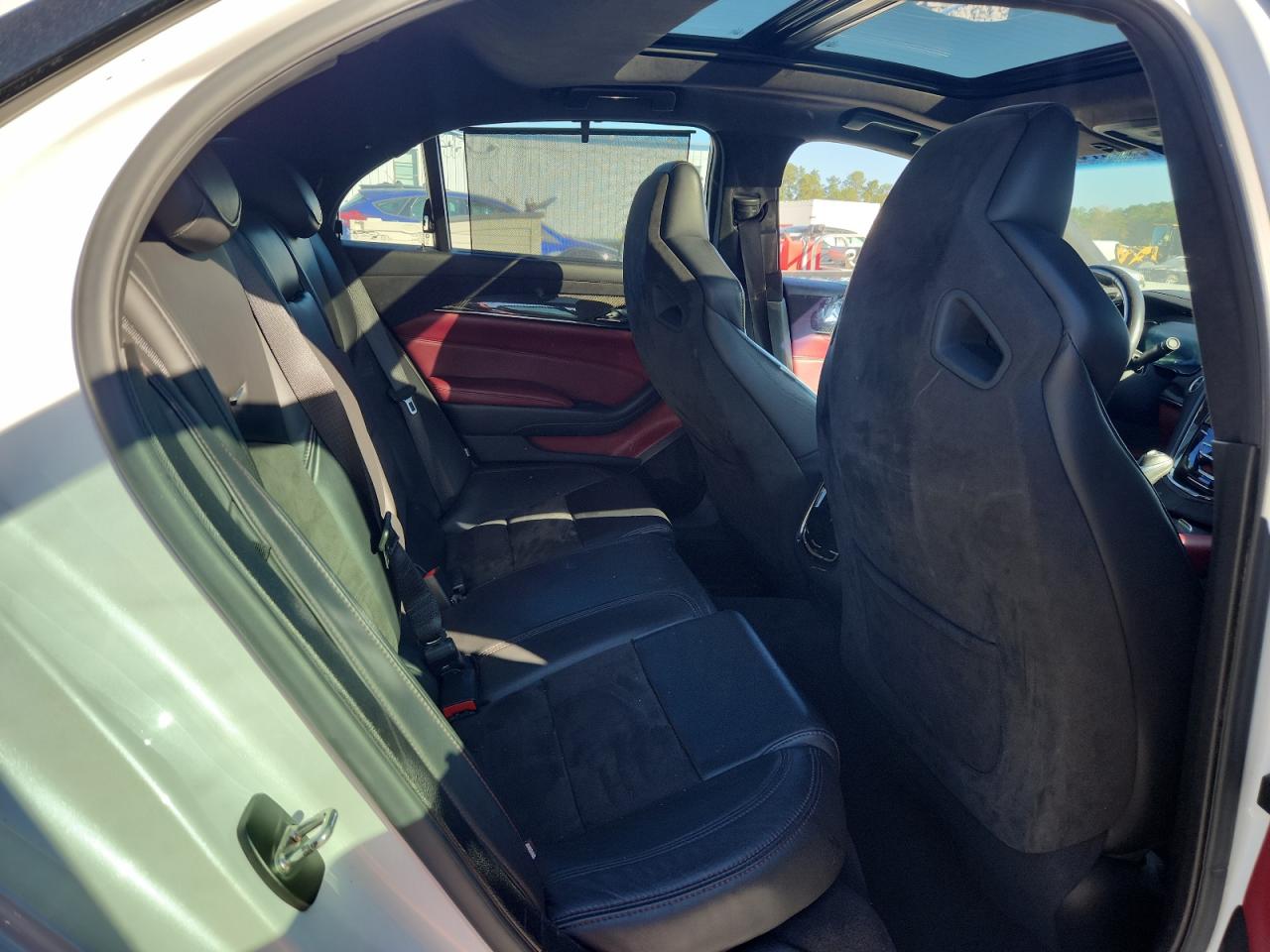 2018 Cadillac Cts-V VIN: 1G6A15S67J0163667 Lot: 92987575