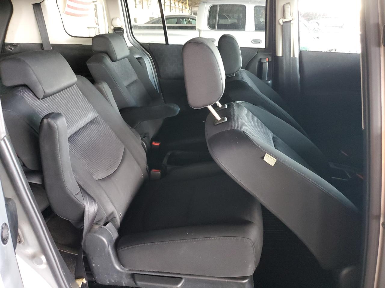 2009 Mazda 5 VIN: JM1CR293590358705 Lot: 93954035