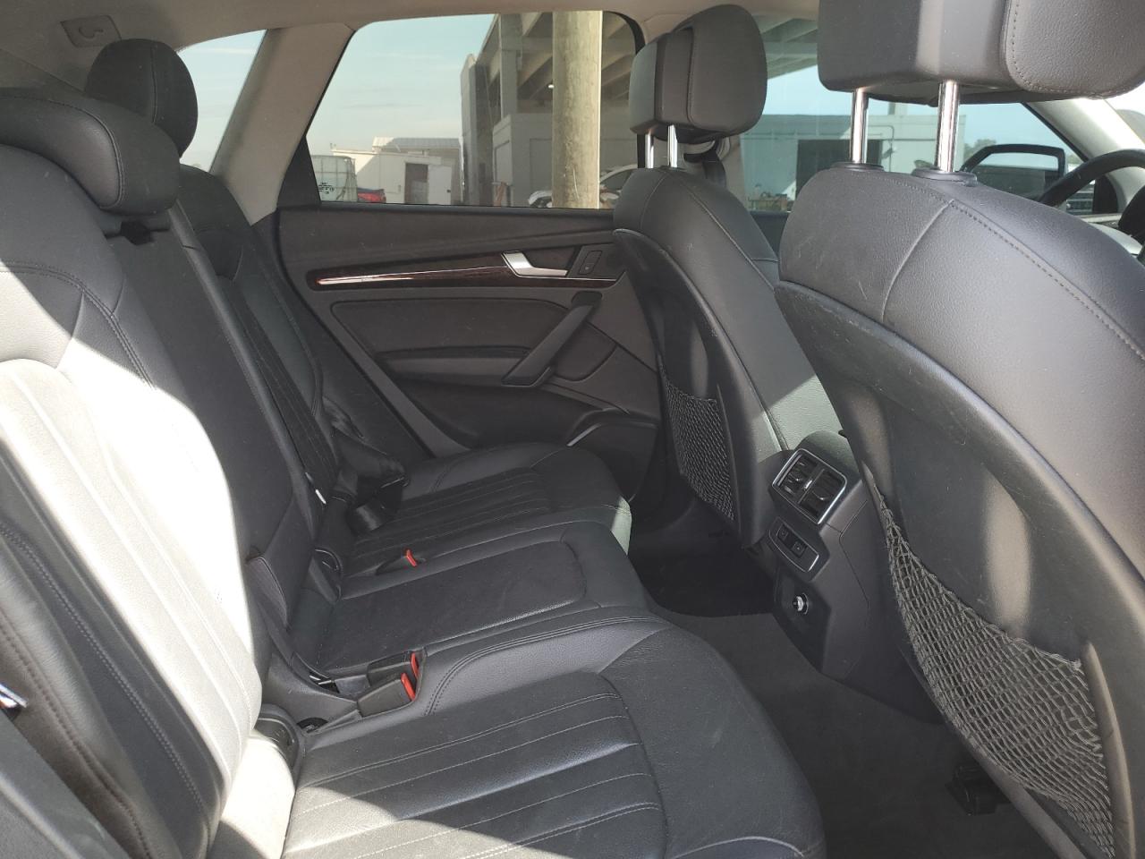 2018 Audi Q5 Premium VIN: WA1ANAFY1J2082281 Lot: 91320075