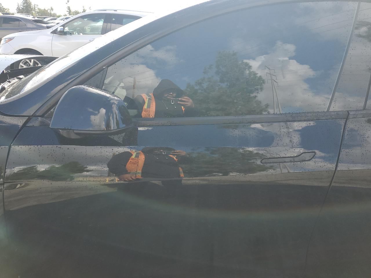 2024 Tesla Model Y VIN: 7SAYGDEF4RF080679 Lot: 93456215