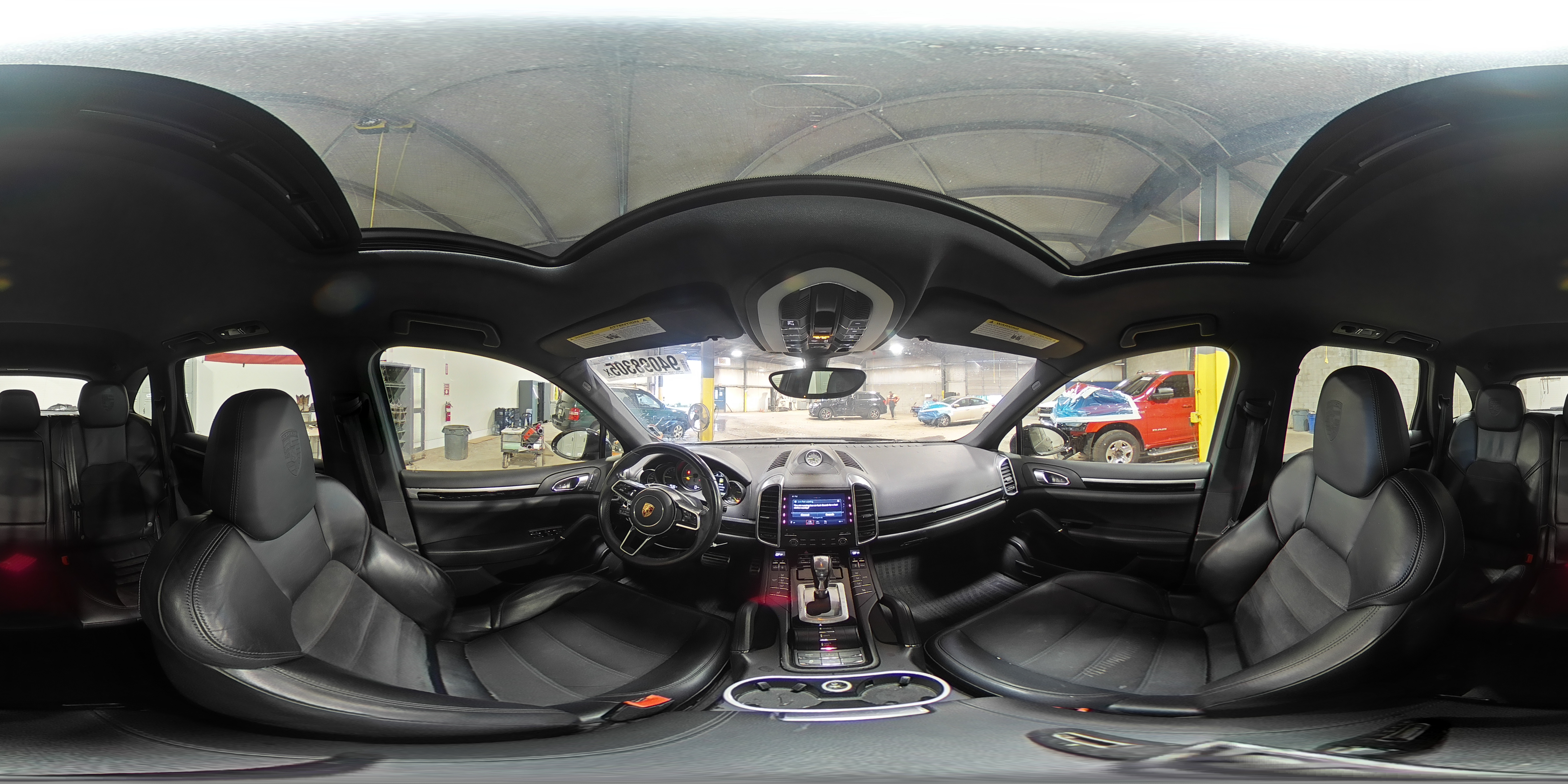 2017 Porsche Cayenne Se Hybrid Platinum VIN: WP1AE2A2XHLA74620 Lot: 94098305