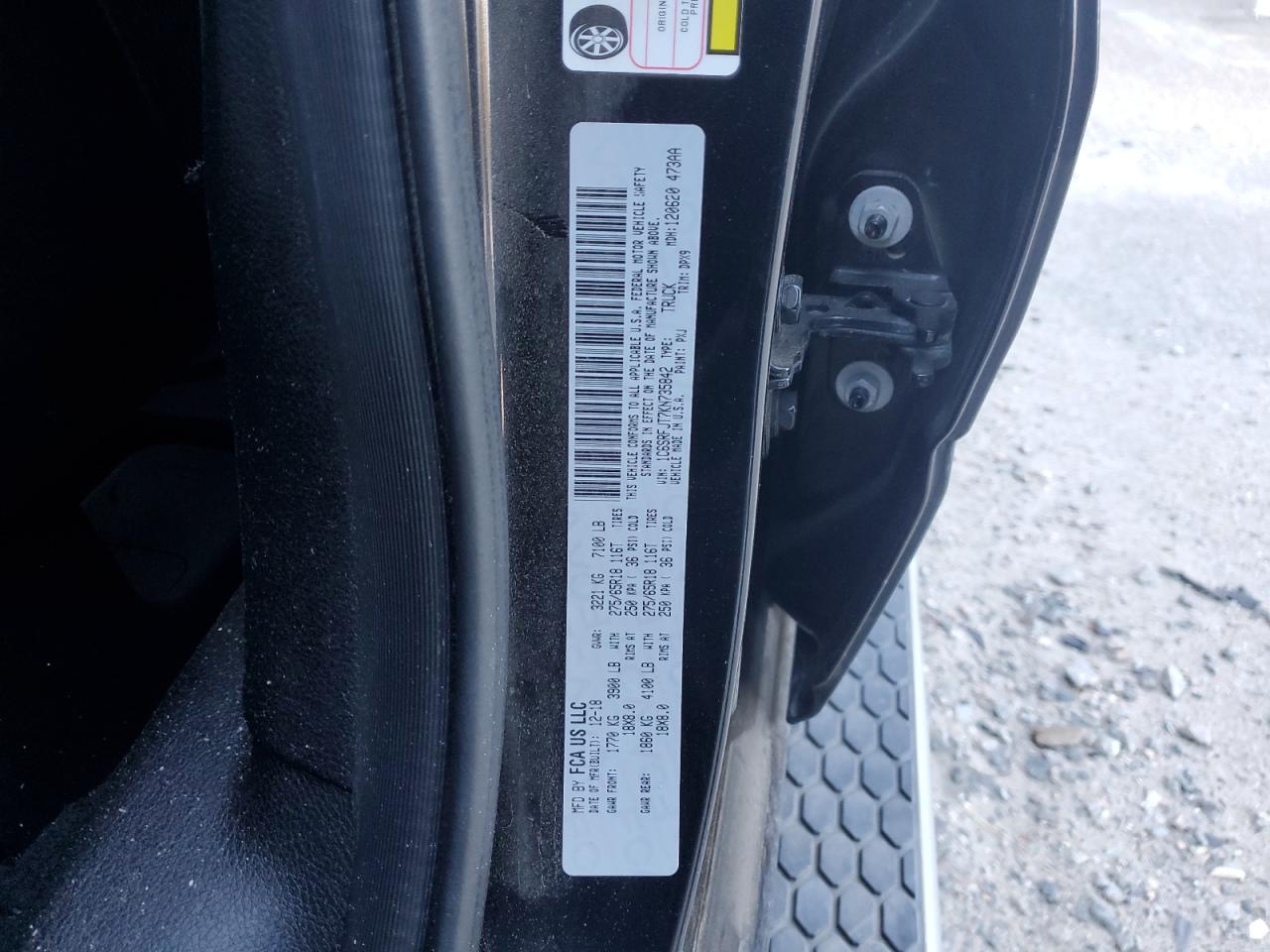 2019 Ram 1500 Laramie VIN: 1C6SRFJT7KN735842 Lot: 94761475