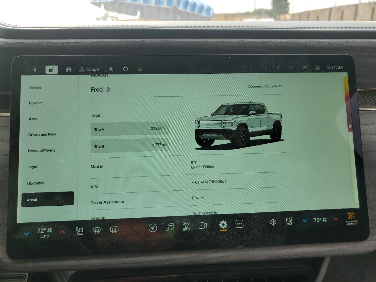 2022 Rivian R1T Launch Edition VIN: 7FCTGAAL7NN001576 Lot: 92645245
