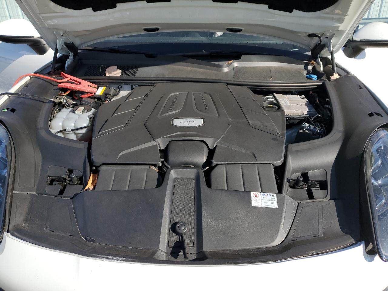 2019 Porsche Cayenne S VIN: WP1AB2AY2KDA63237 Lot: 92936895