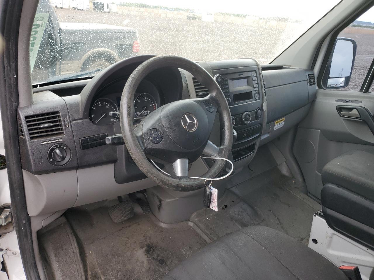 2016 Mercedes Benz Sprinter Delivery Van VIN: WD3PE8DD2GP327670 Lot: 86325405