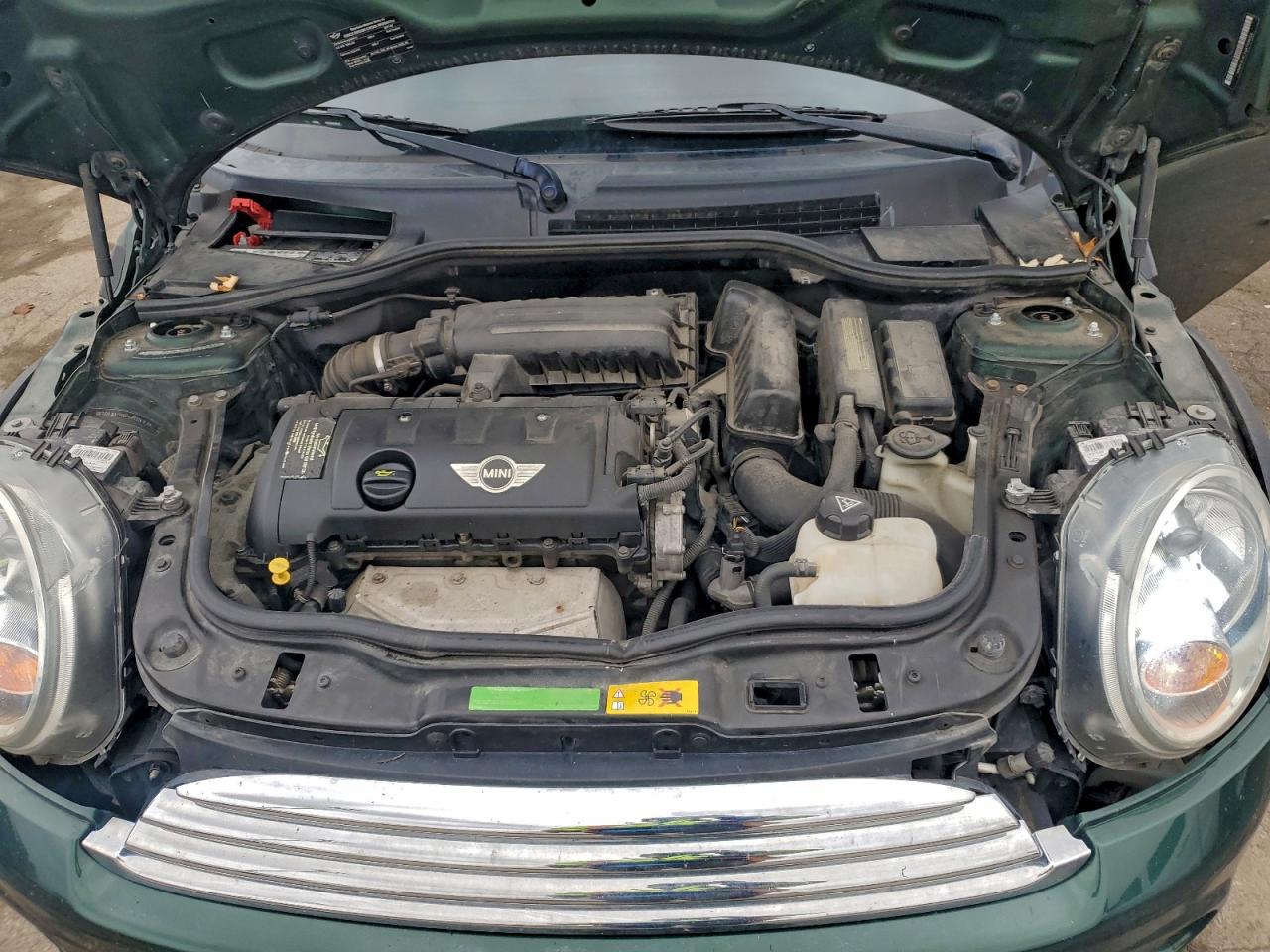 2011 Mini Cooper VIN: WMWSU3C56BT098326 Lot: 94067275