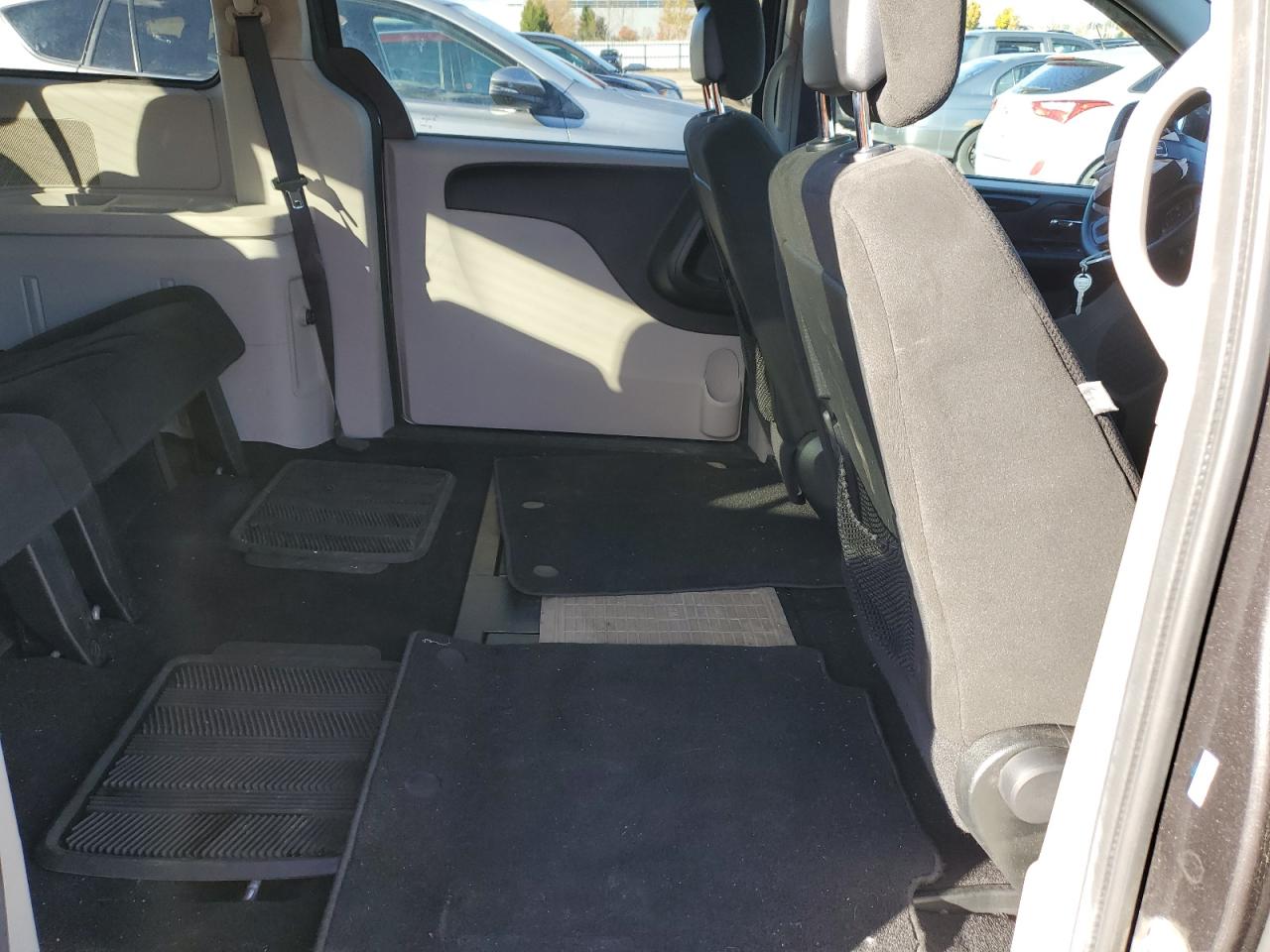 2017 Dodge Grand Caravan Se VIN: 2C4RDGBG8HR587239 Lot: 91029575