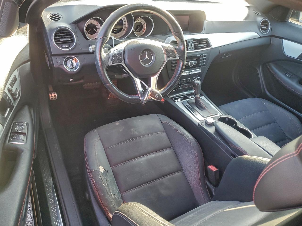 2013 Mercedes-Benz C 250 VIN: WDDGJ4HB5DG067673 Lot: 94340205