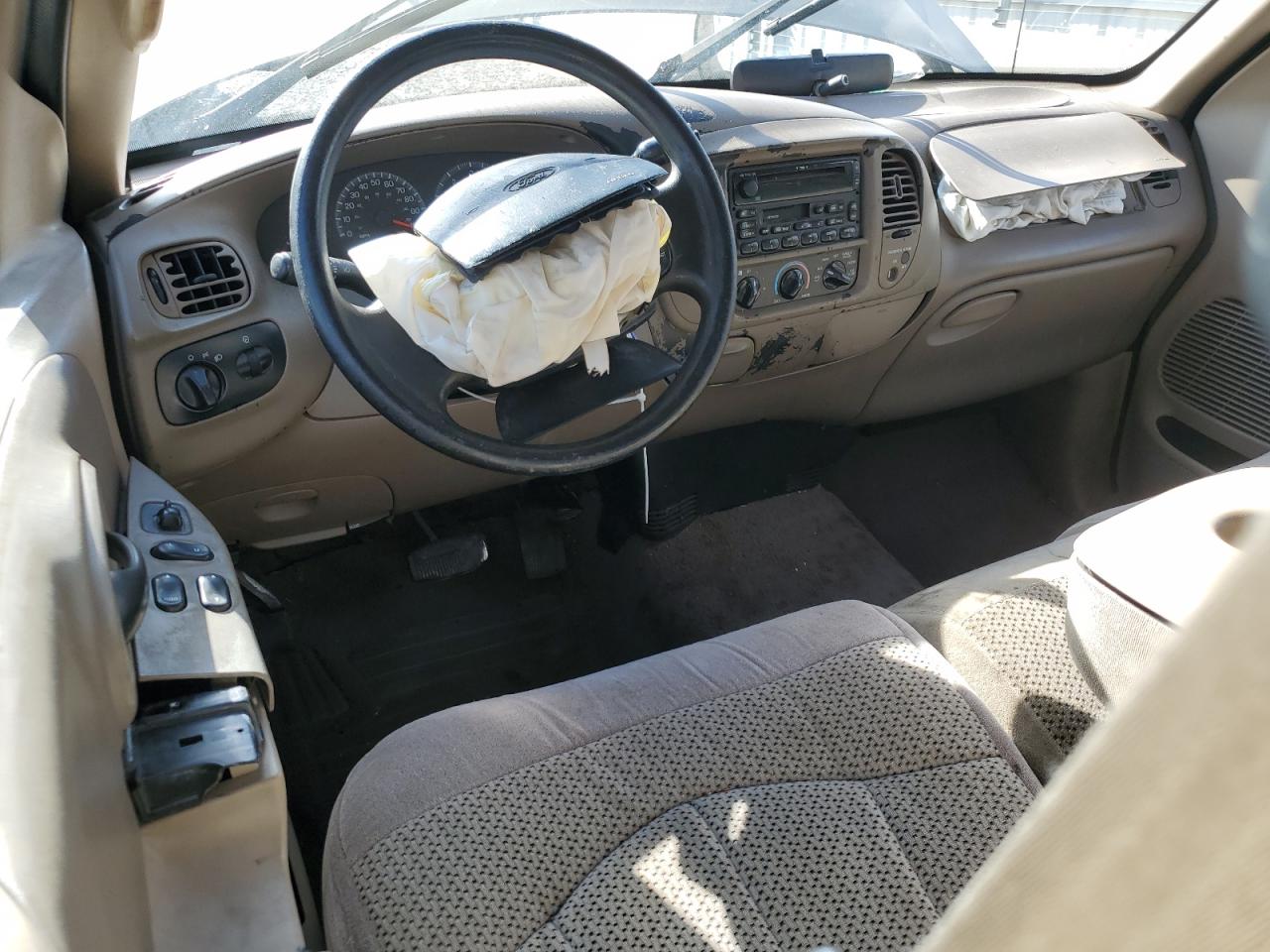 2000 Ford F150 VIN: 1FTRX17L5YNA26777 Lot: 91786975