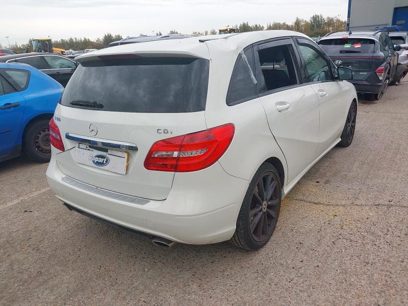2013 MERCEDES-BENZ B CLASS B180 CDI BLUEEFFICIENCY SPORT 5DR AUTO