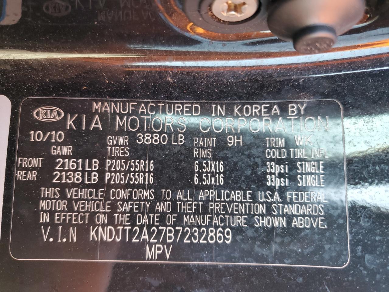 2011 Kia Soul + VIN: KNDJT2A27B7232869 Lot: 93515645