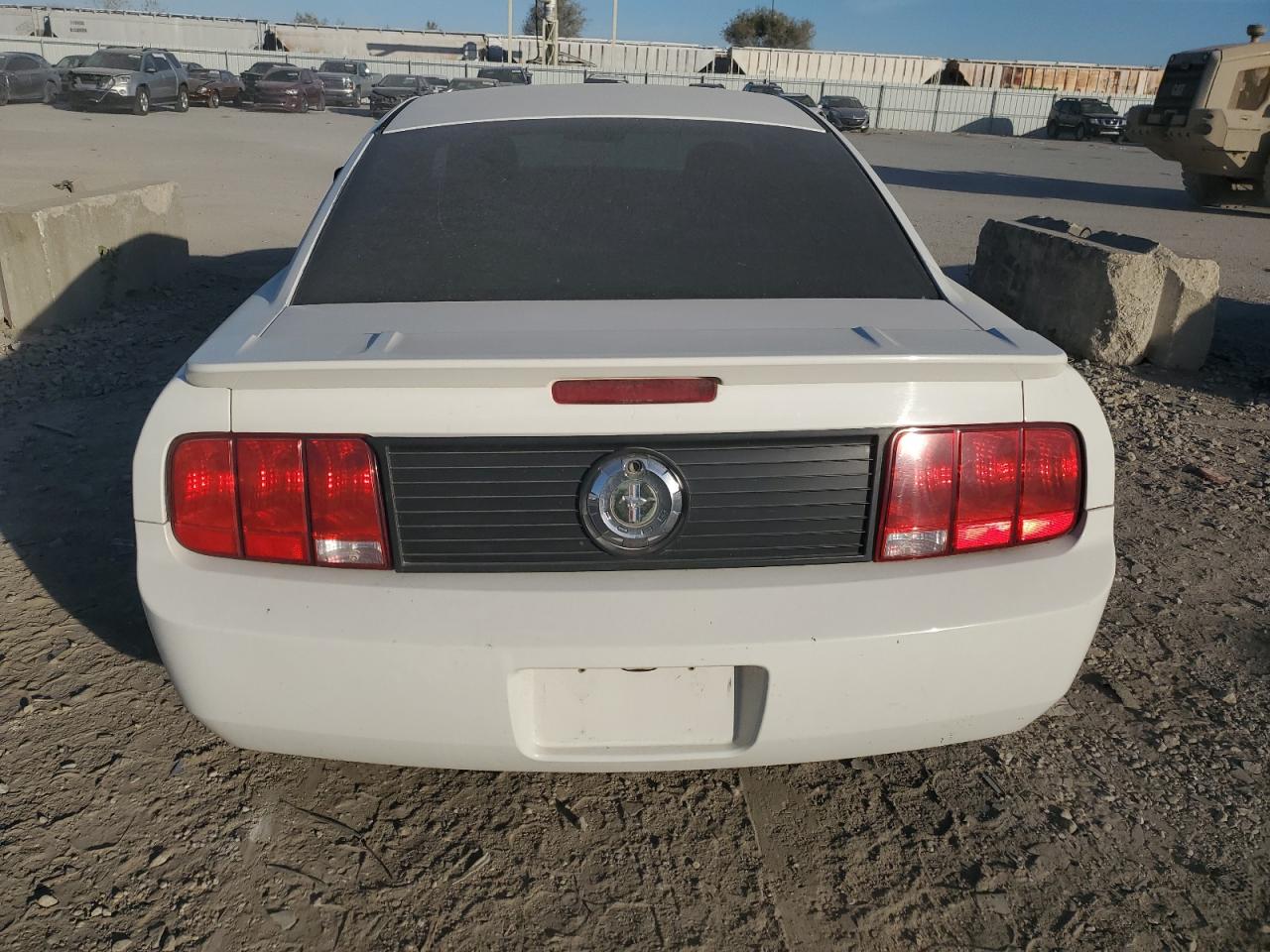 2007 Ford Mustang VIN: 1ZVFT80N475285162 Lot: 84763705