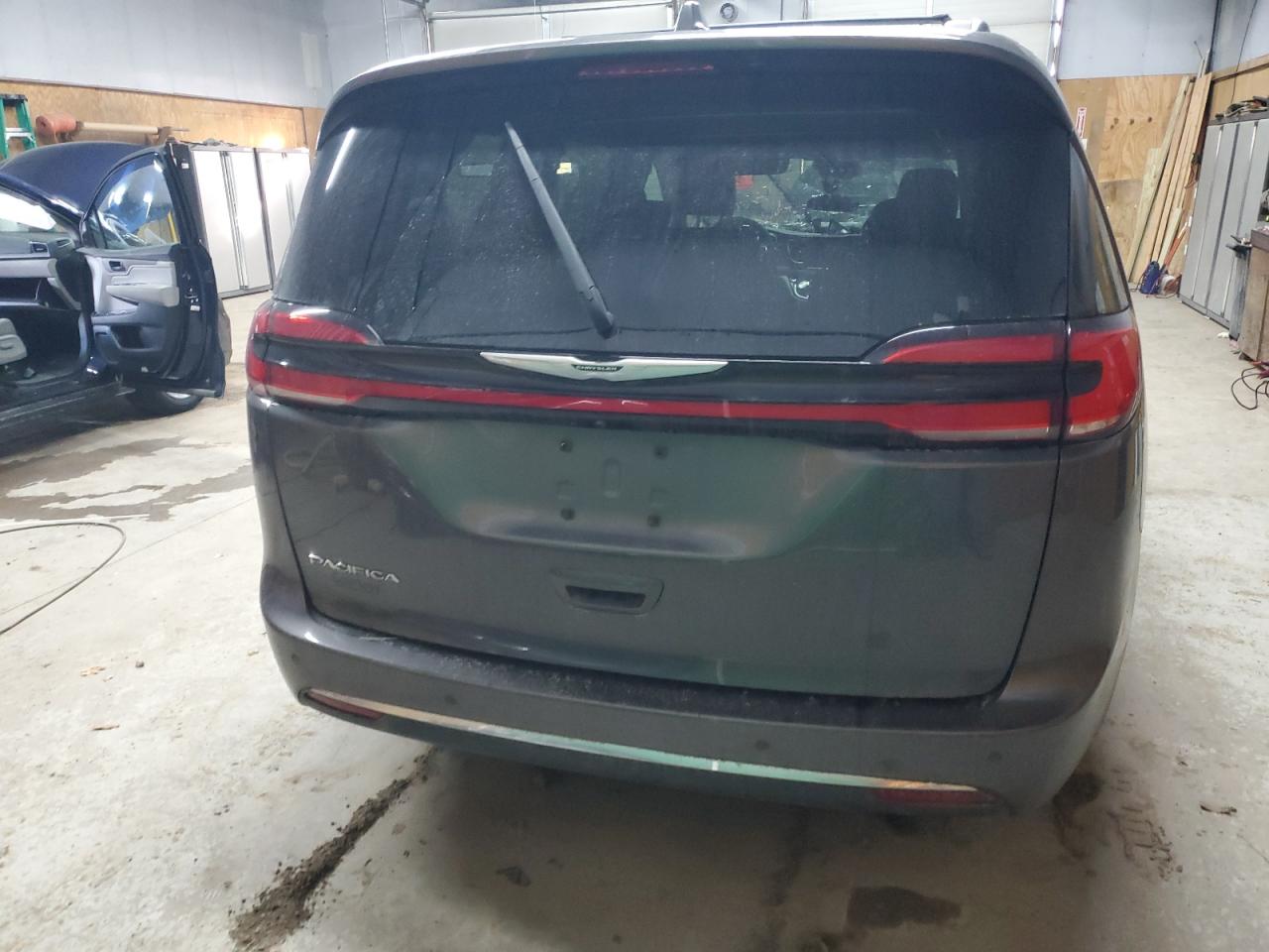 2022 Chrysler Pacifica Touring L VIN: 2C4RC1BGXNR149673 Lot: 92401945