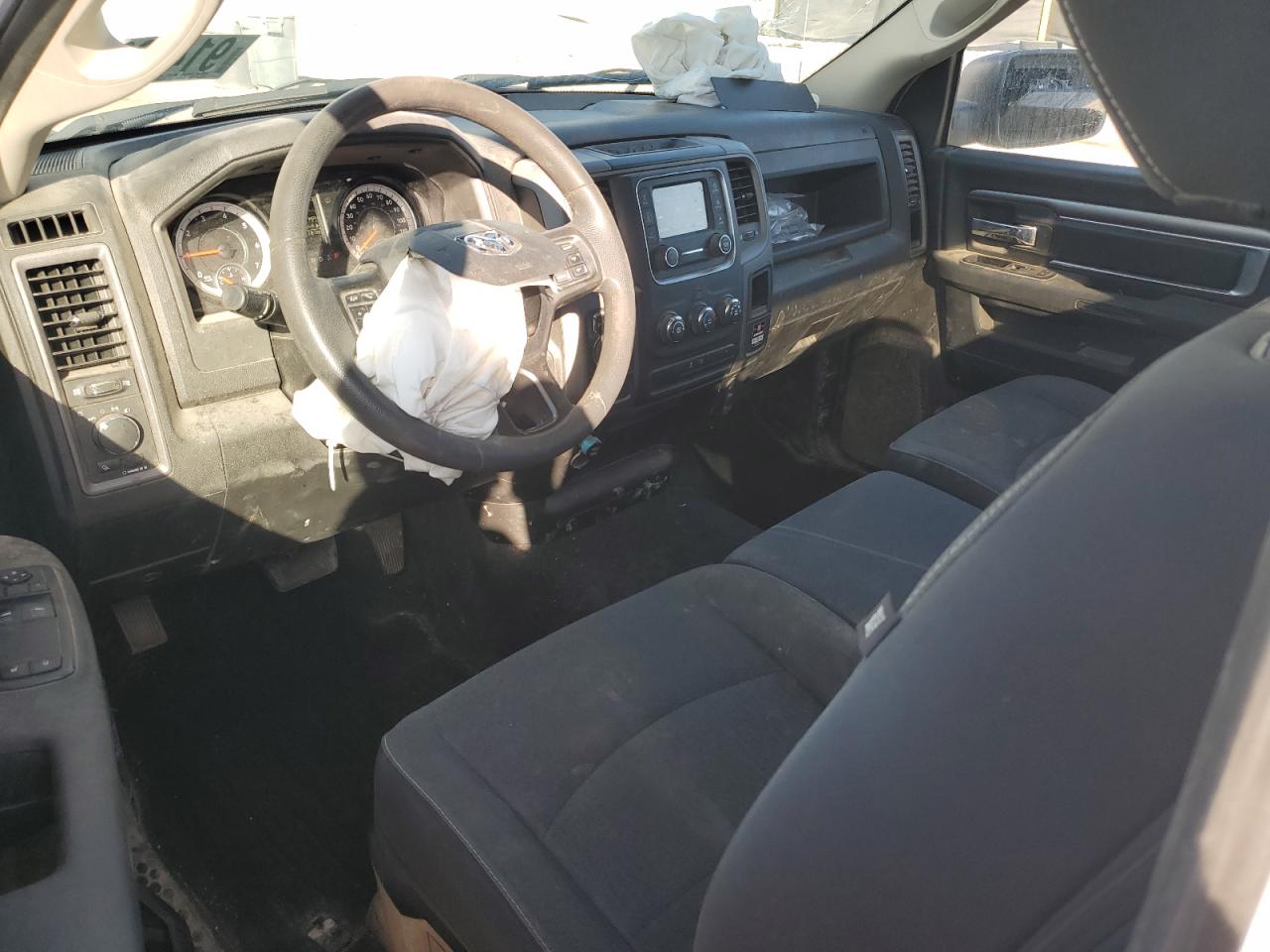 2022 Ram 1500 Classic Tradesman VIN: 3C6JR6DG9NG233714 Lot: 91468835