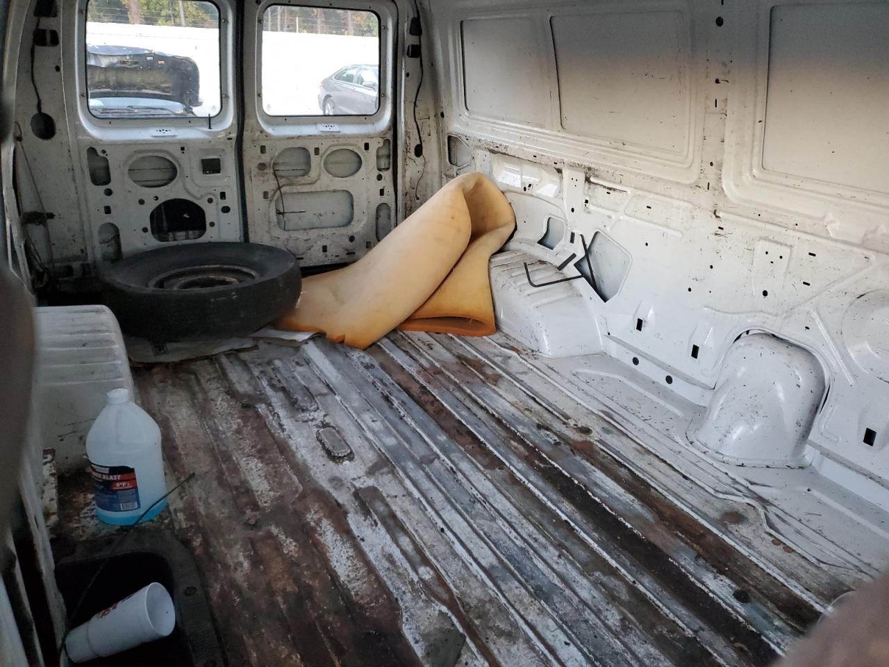 2001 Ford Econoline E150 Van VIN: 1FTRE14W21HB64477 Lot: 91675055