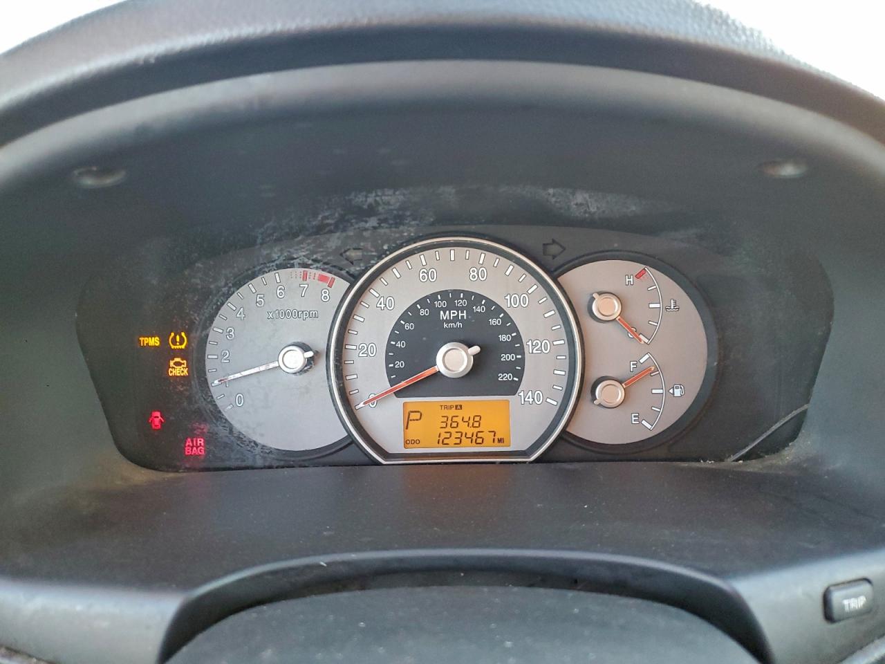 2007 Kia Rondo Lx VIN: KNAFG526477114070 Lot: 93333175