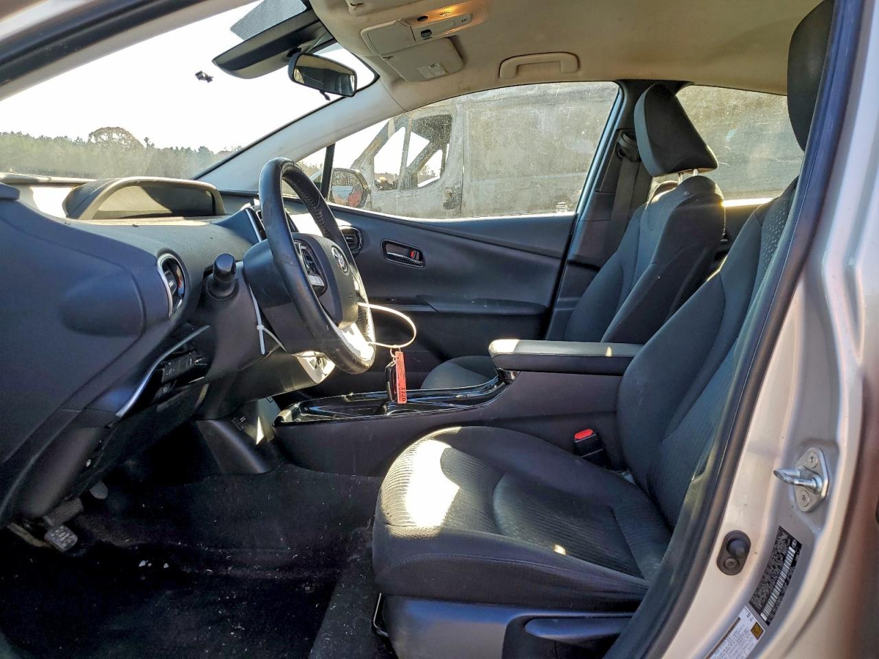 2017 Toyota Prius Prime VIN: JTDKARFP8H3061220 Lot: 92692975