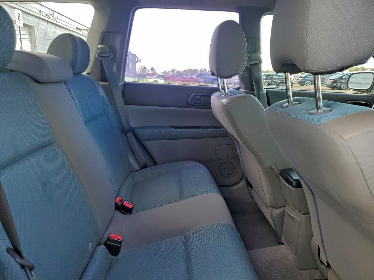 2005 Subaru Forester 2.5X VIN: JF1SG63675H715637 Lot: 93949655