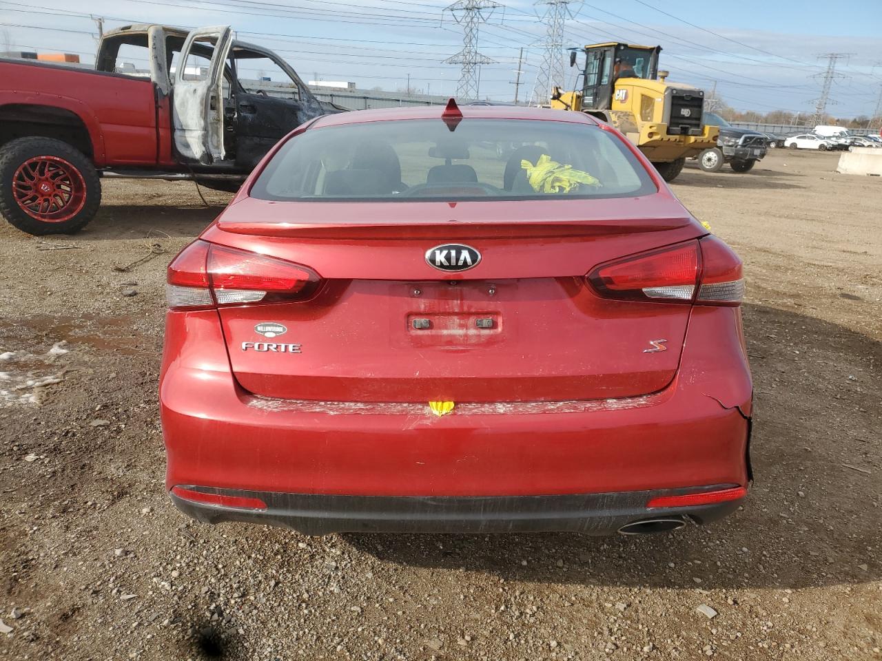 2018 Kia Forte Lx VIN: 3KPFL4A76JE281489 Lot: 92452865