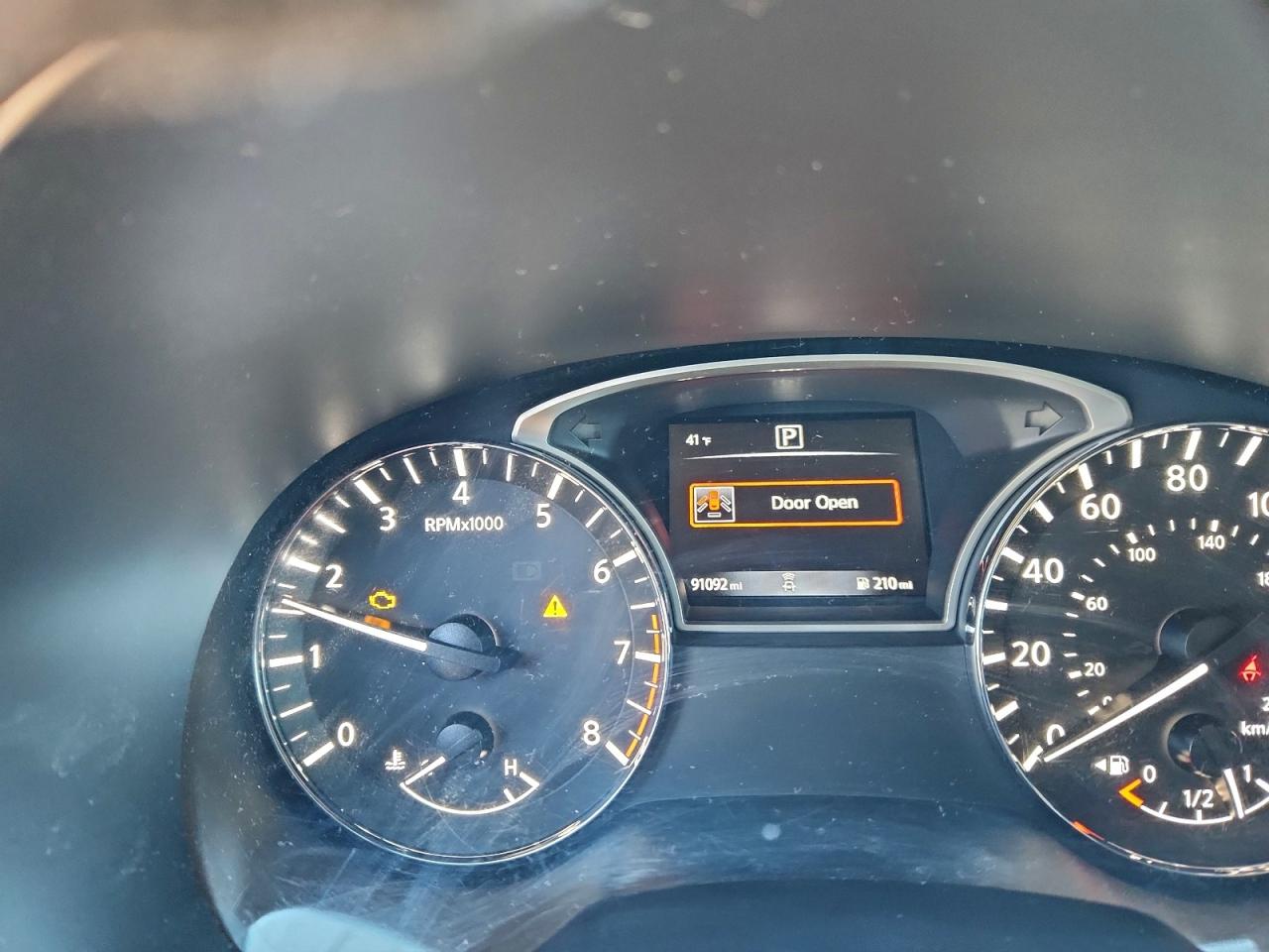 2018 Nissan Pathfinder S VIN: 5N1DR2MN0JC659765 Lot: 94076905