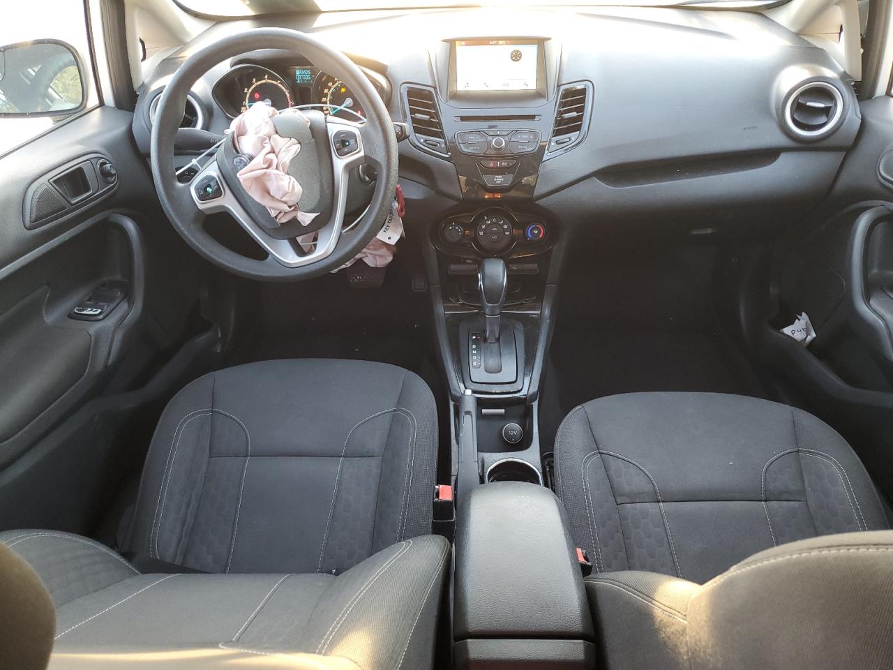 2019 Ford Fiesta Se VIN: 3FADP4BJ4KM105981 Lot: 91083825