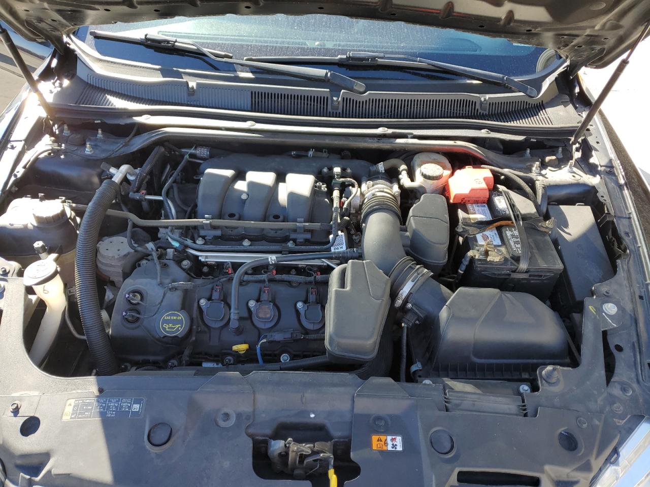 2015 Ford Taurus Limited VIN: 1FAHP2F80FG146590 Lot: 92655055