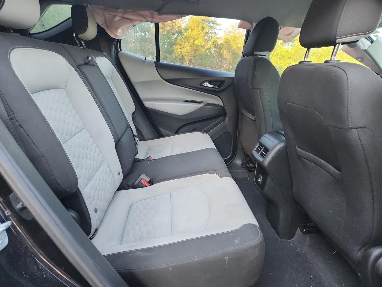 2020 Chevrolet Equinox Ls VIN: 2GNAXHEV5L6282397 Lot: 92374955