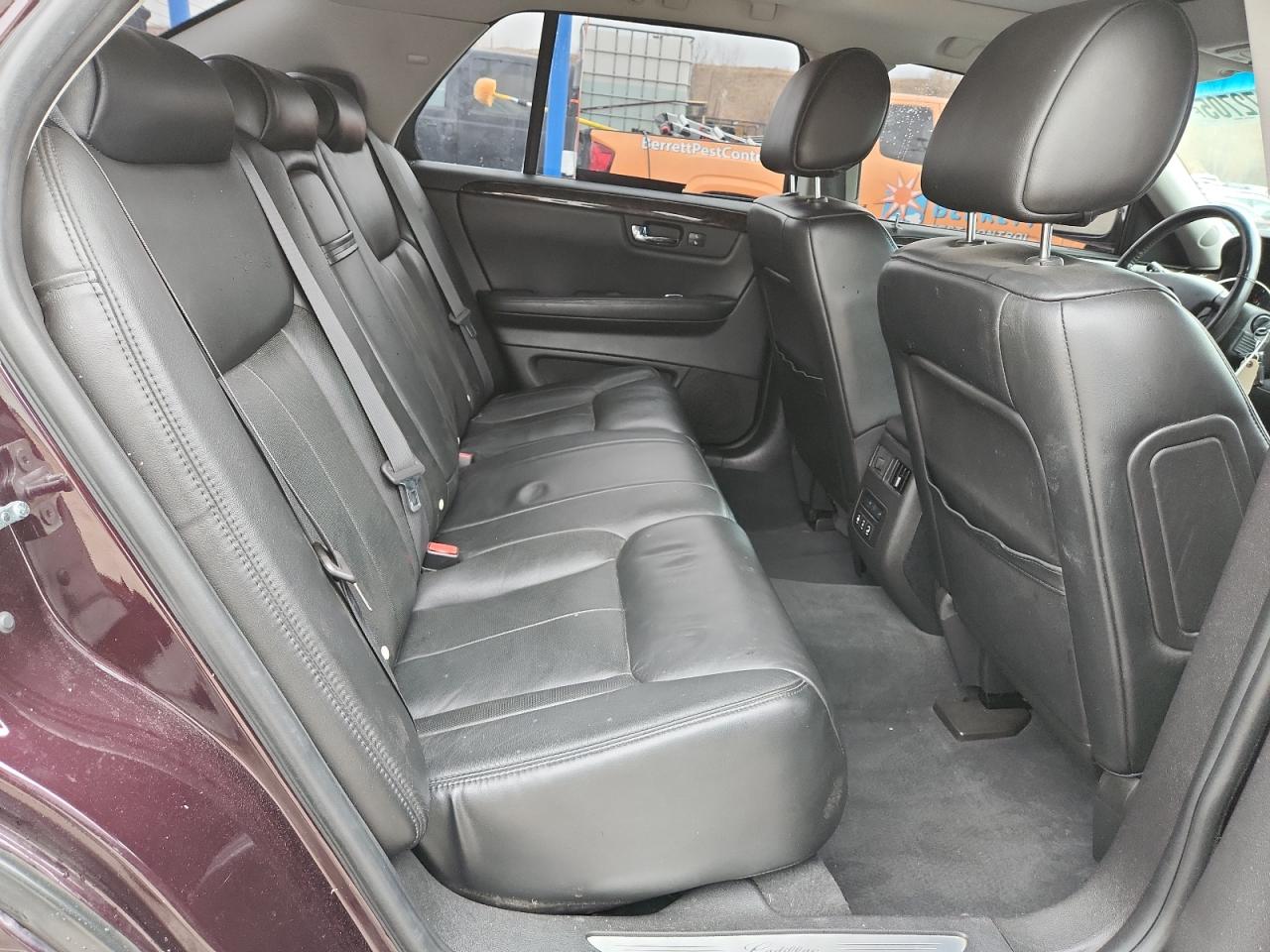 2008 Cadillac Dts VIN: 1G6KD57Y18U139731 Lot: 92872705