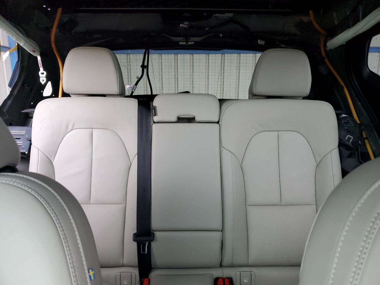 2022 Volvo Xc40 T5 Momentum VIN: YV4162UK1N2654105 Lot: 93446105