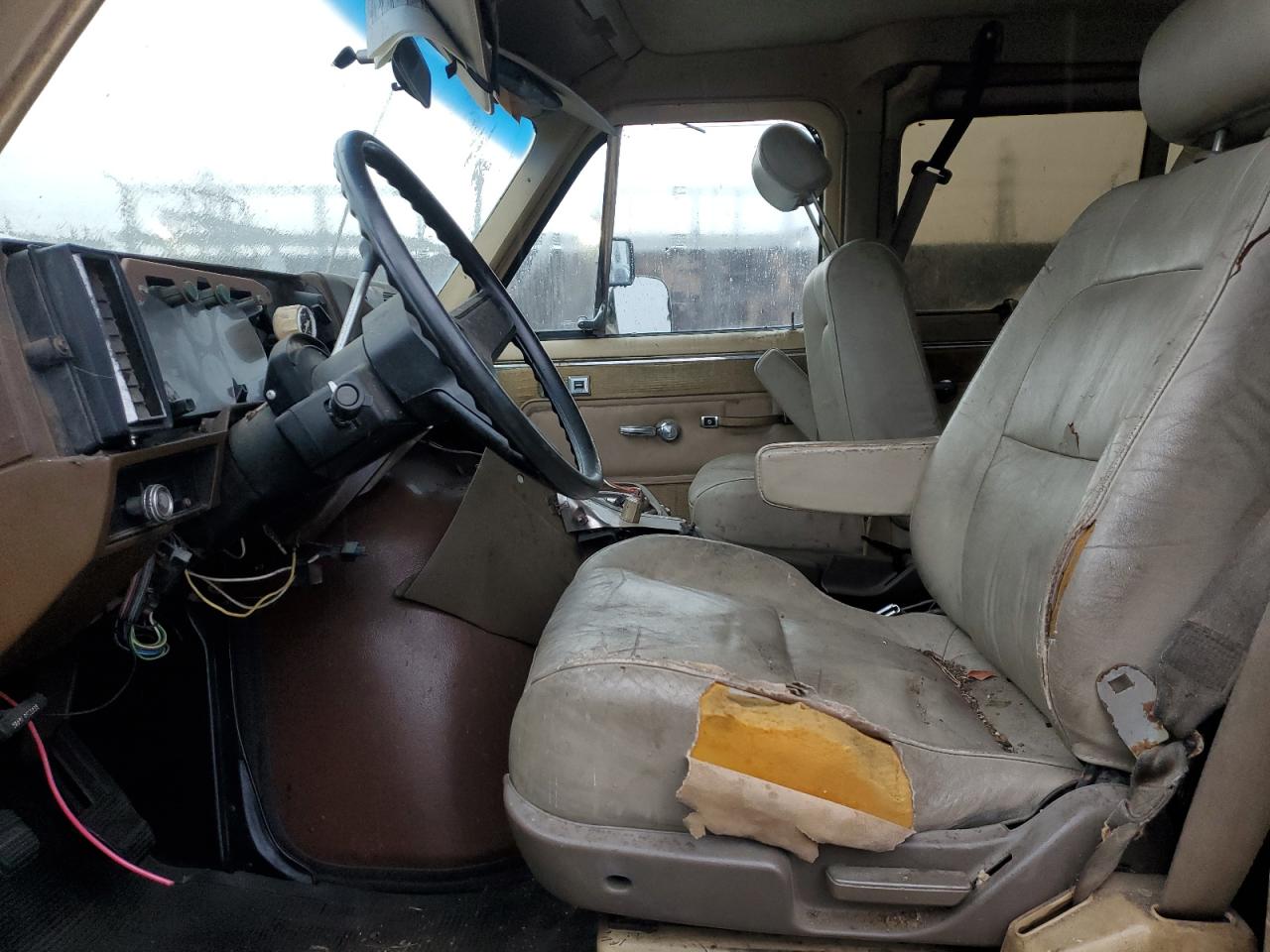 1983 GMC Rally Wagon G2500 VIN: 2G5EG25C4D4516653 Lot: 93947825