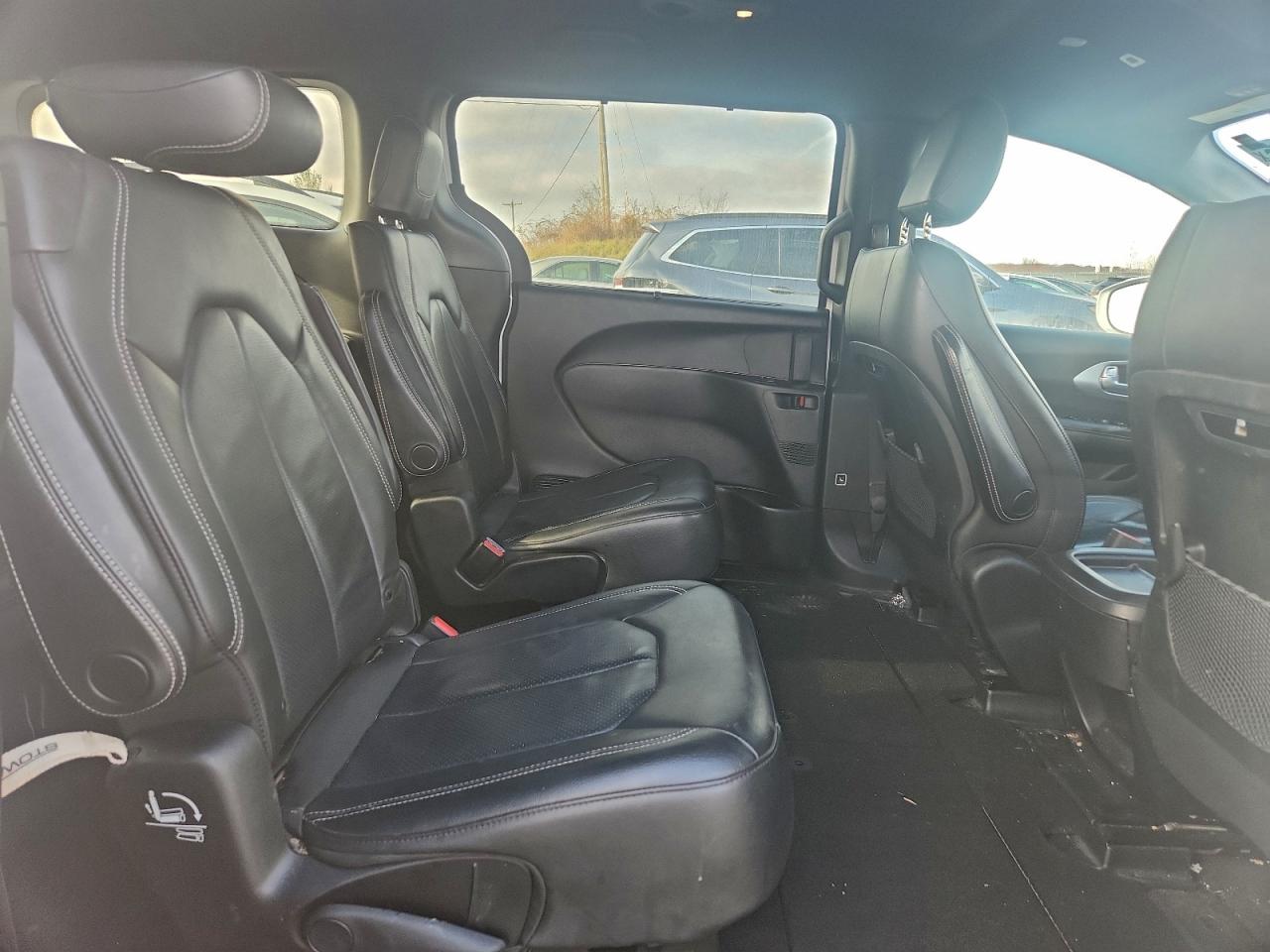 2018 Chrysler Pacifica Touring L VIN: 2C4RC1BG9JR354279 Lot: 92369195