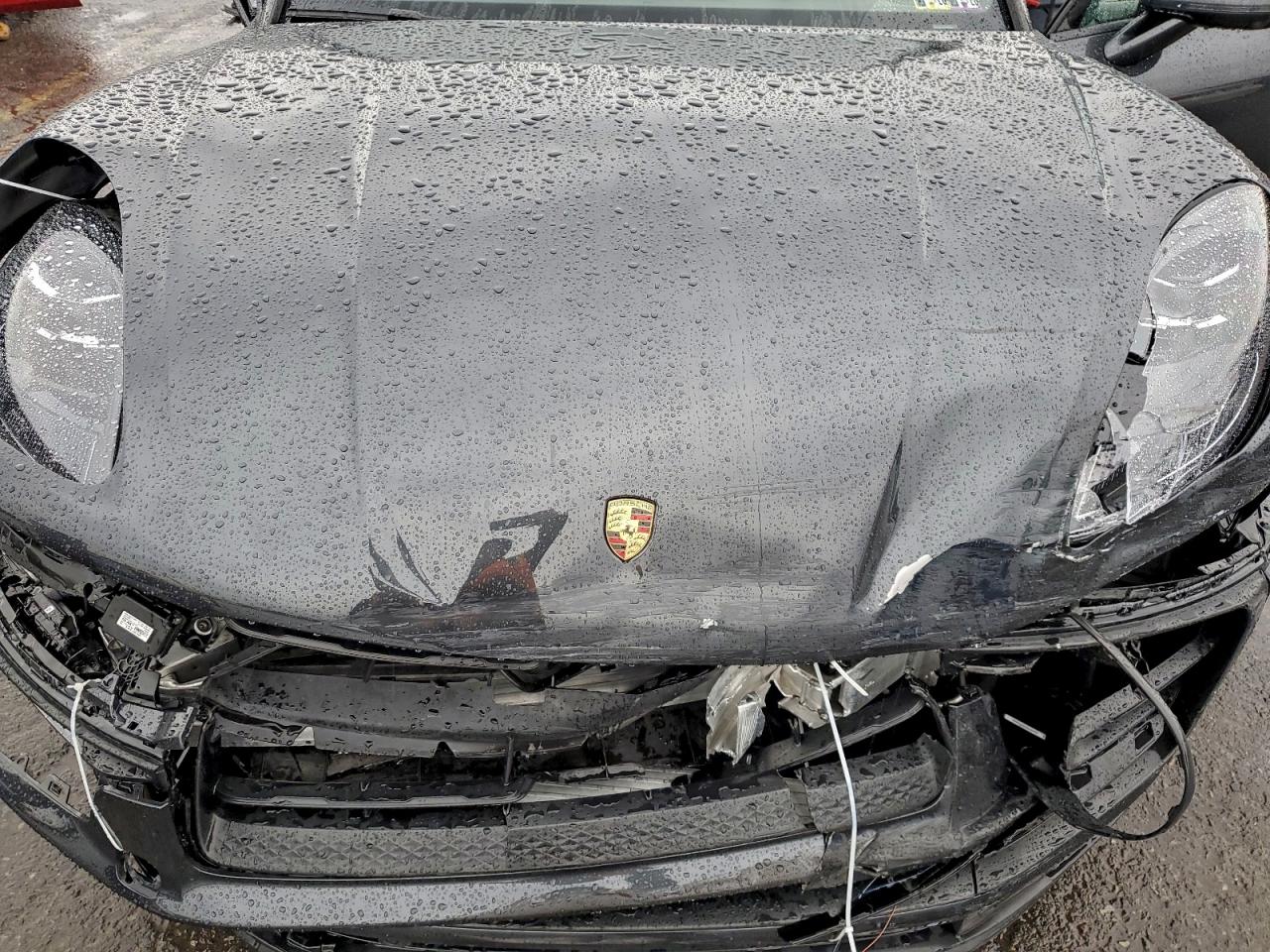 2024 Porsche Macan Base VIN: WP1AA2A5XRLB10927 Lot: 94135355