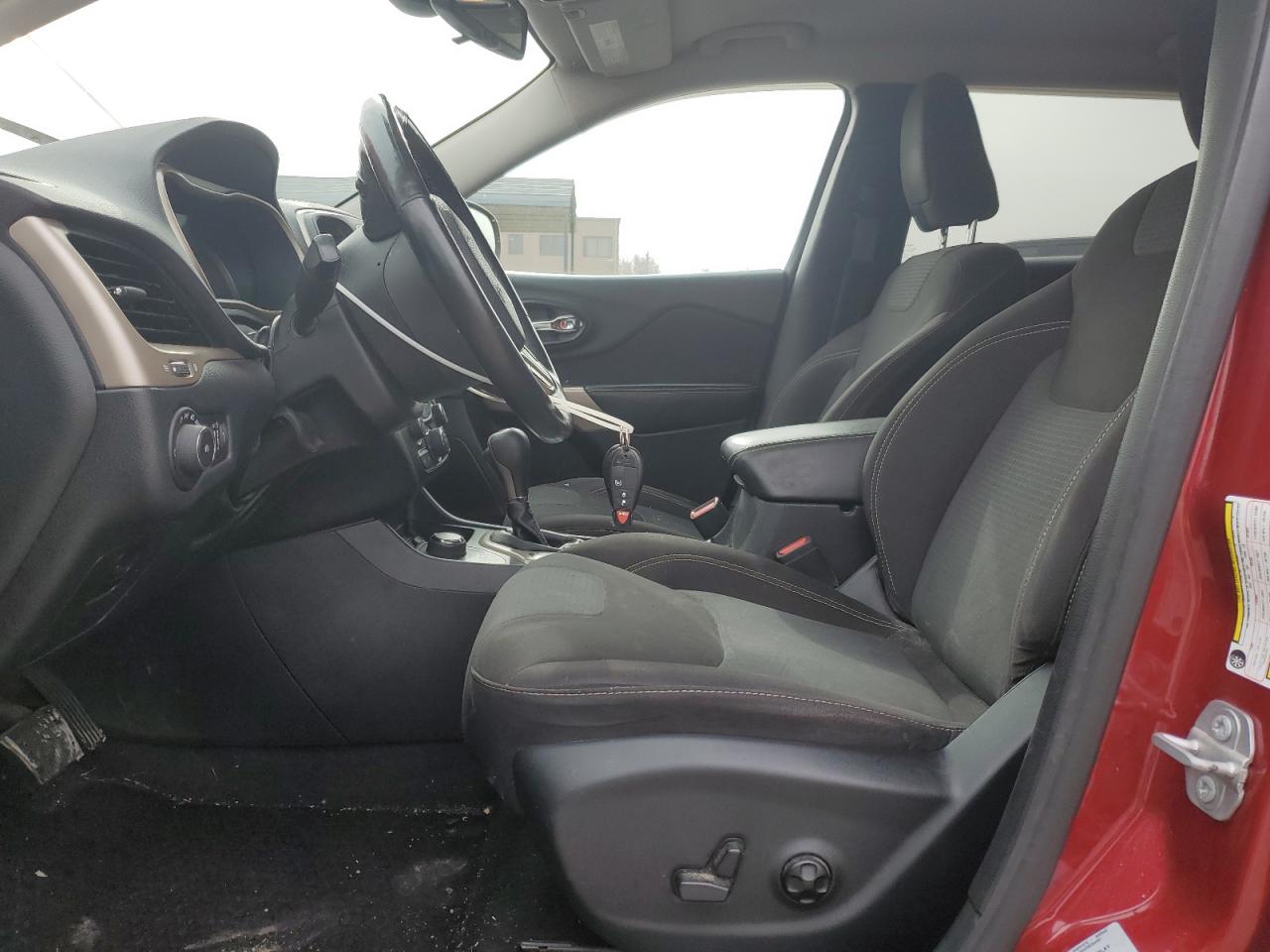 2017 Jeep Cherokee Latitude VIN: 1C4PJMCB8HW598959 Lot: 93767585