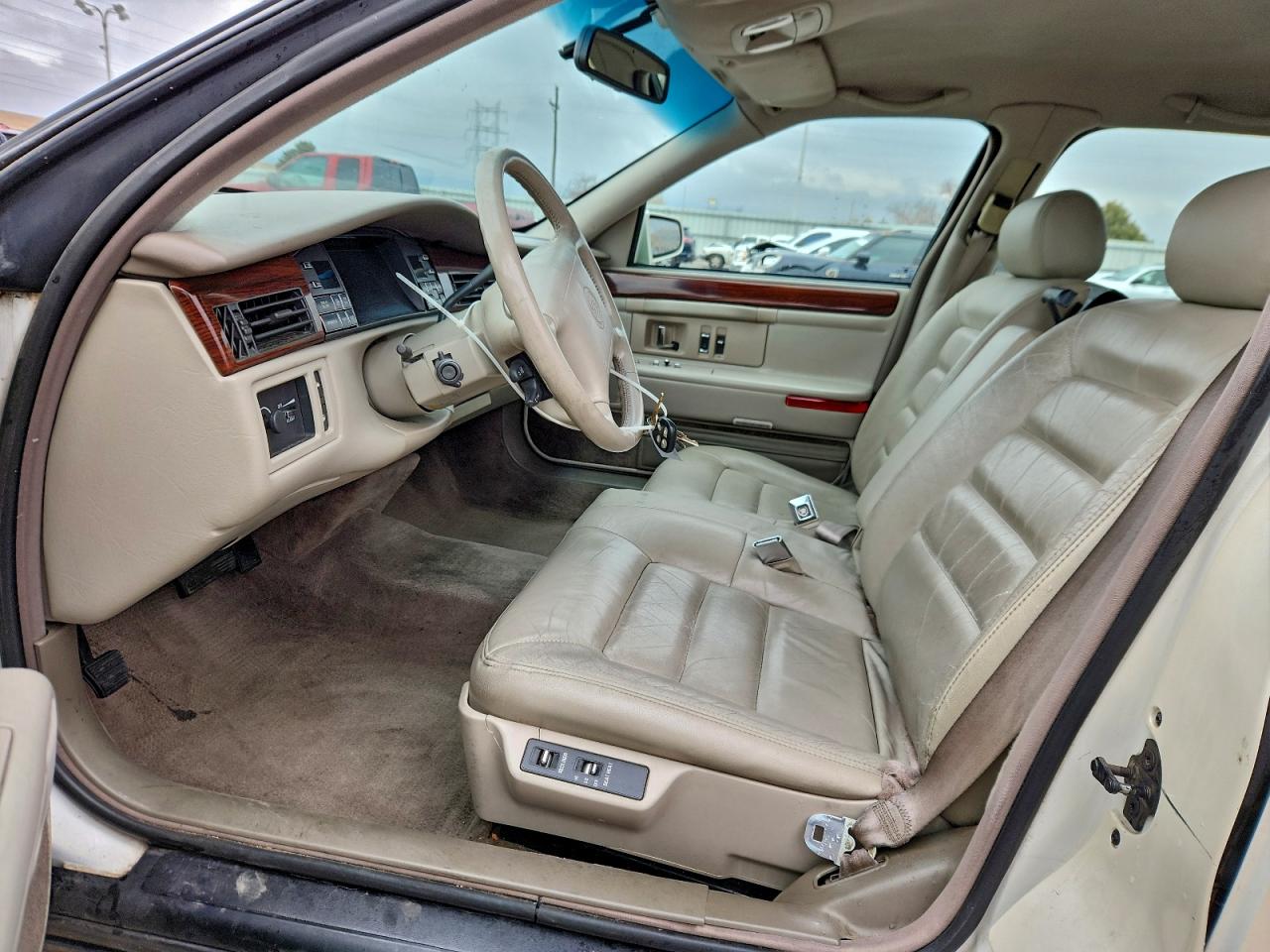 1996 Cadillac Deville VIN: 1G6KD52Y2TU237389 Lot: 93065035