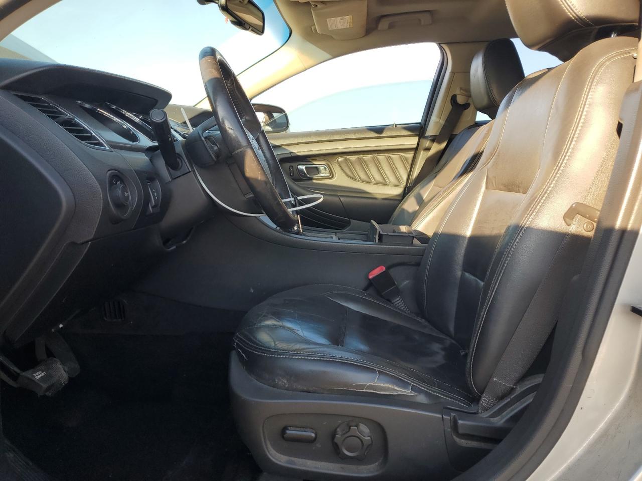 2011 Ford Taurus Sel VIN: 1FAHP2EW0BG124177 Lot: 93276595