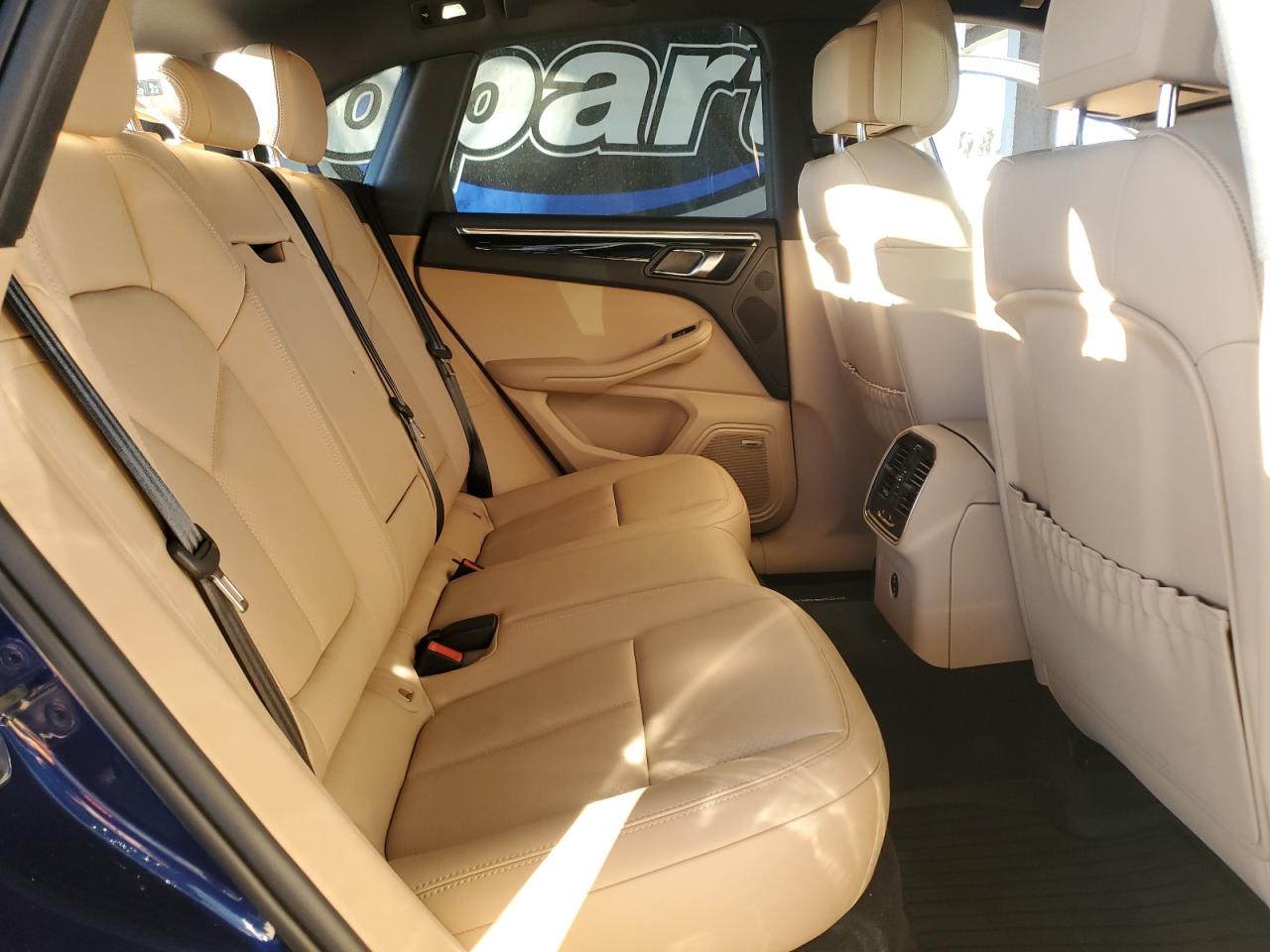 2024 Porsche Macan Base VIN: WP1AA2A50RLB19393 Lot: 90737905