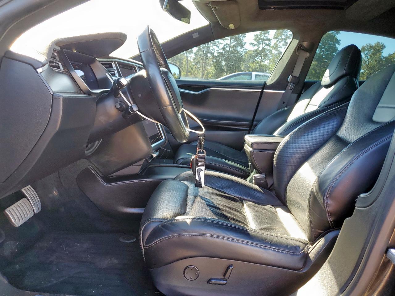 2016 Tesla Model S VIN: 5YJSA1E46GF161472 Lot: 91216905