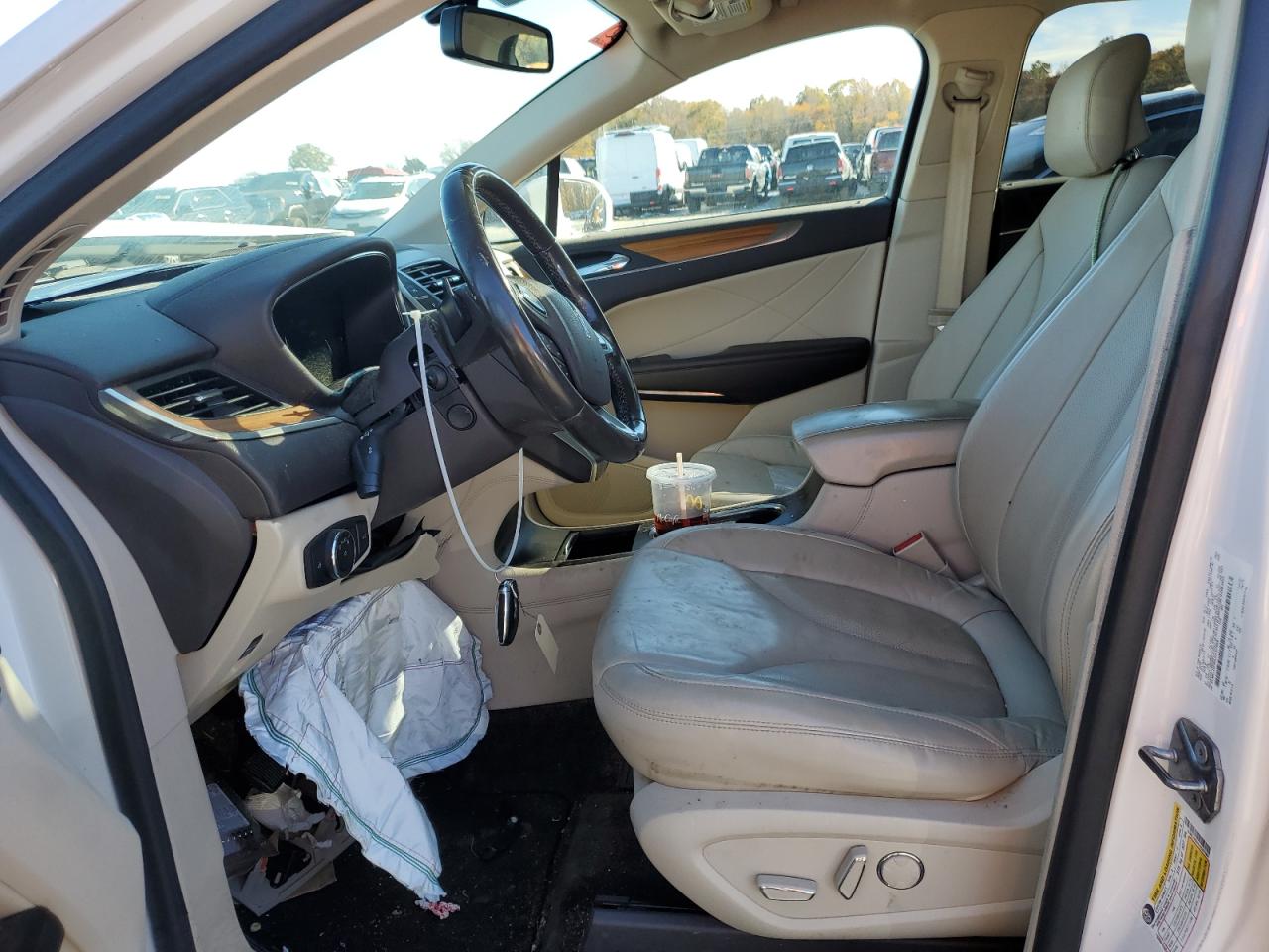 2018 Lincoln Mkc Select VIN: 5LMCJ2D94JUL07088 Lot: 90858875