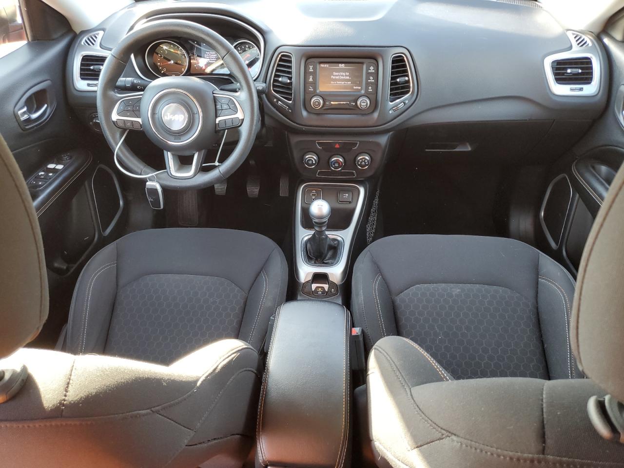 2018 Jeep Compass Sport VIN: 3C4NJCAB5JT271662 Lot: 92833645