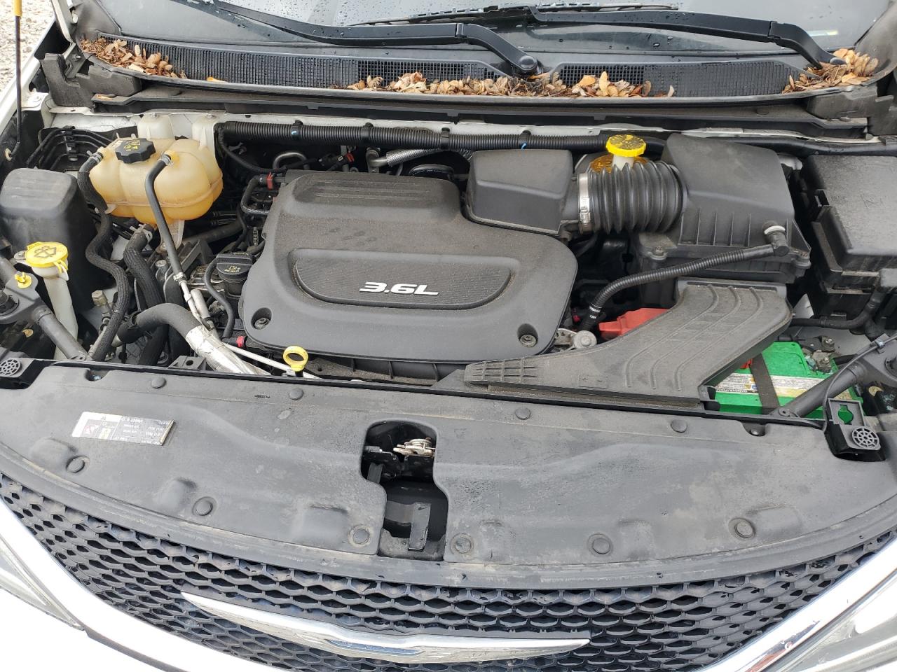 2017 Chrysler Pacifica Touring L VIN: 2C4RC1BG6HR511129 Lot: 90645495