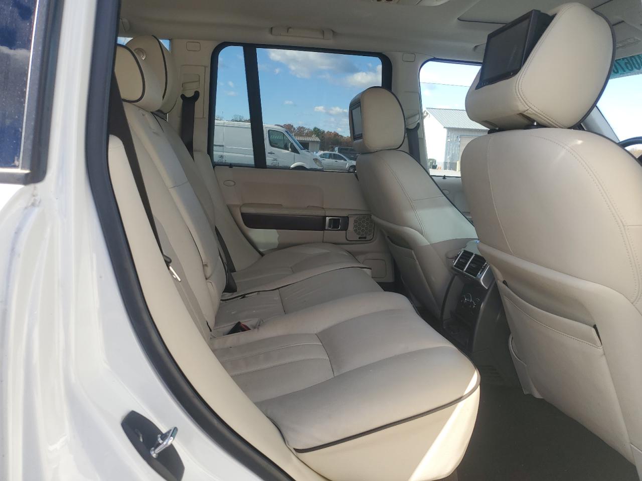 2011 Land Rover Range Rover Hse VIN: SALME1D45BA356682 Lot: 90406705