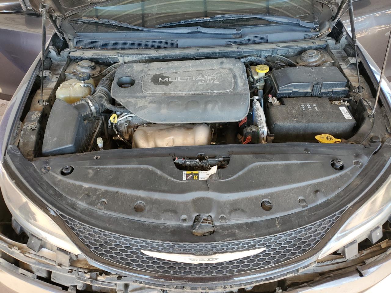 2015 Chrysler 200 S VIN: 1C3CCCBB9FN511890 Lot: 92738625