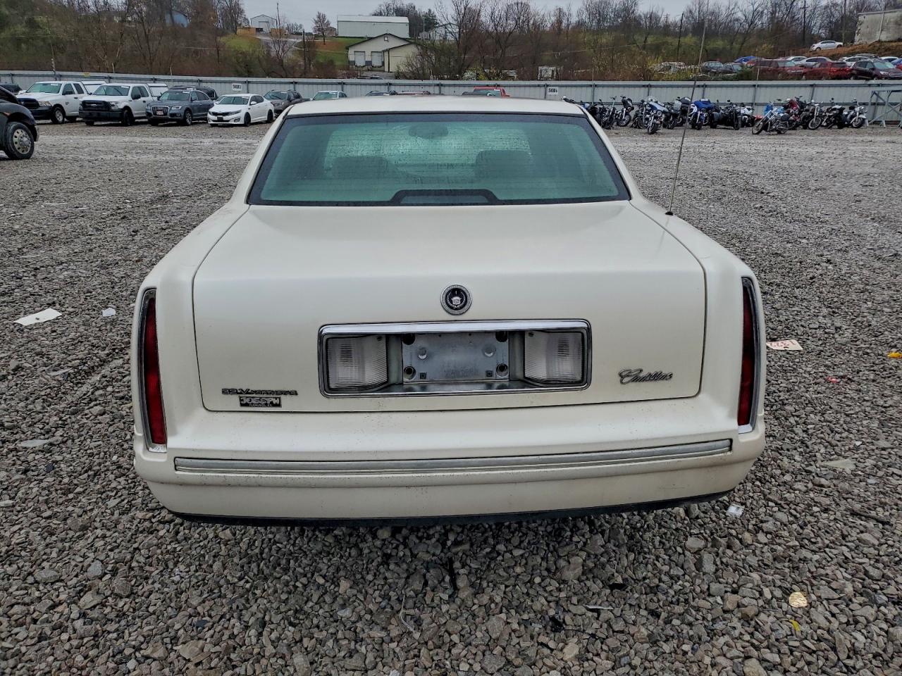 1998 Cadillac Deville VIN: 1G6KD54Y7WU728929 Lot: 94341105