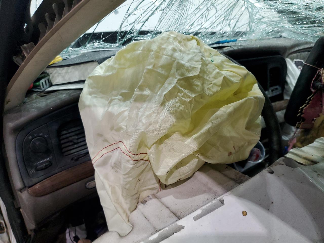 2004 Ford Crown Victoria Lx VIN: 2FAFP74W34X123804 Lot: 90913595