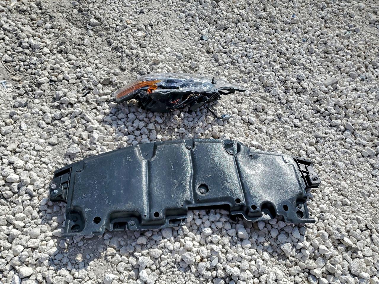 2019 Toyota Corolla L VIN: 2T1BURHE8KC238267 Lot: 93717905