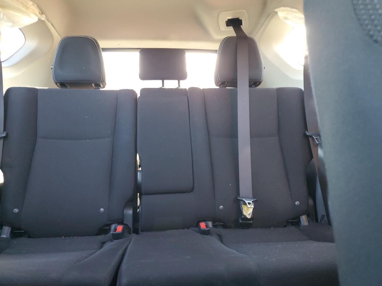 2017 Toyota Rav4 Xle VIN: JTMRFREV3HJ709476 Lot: 92477295