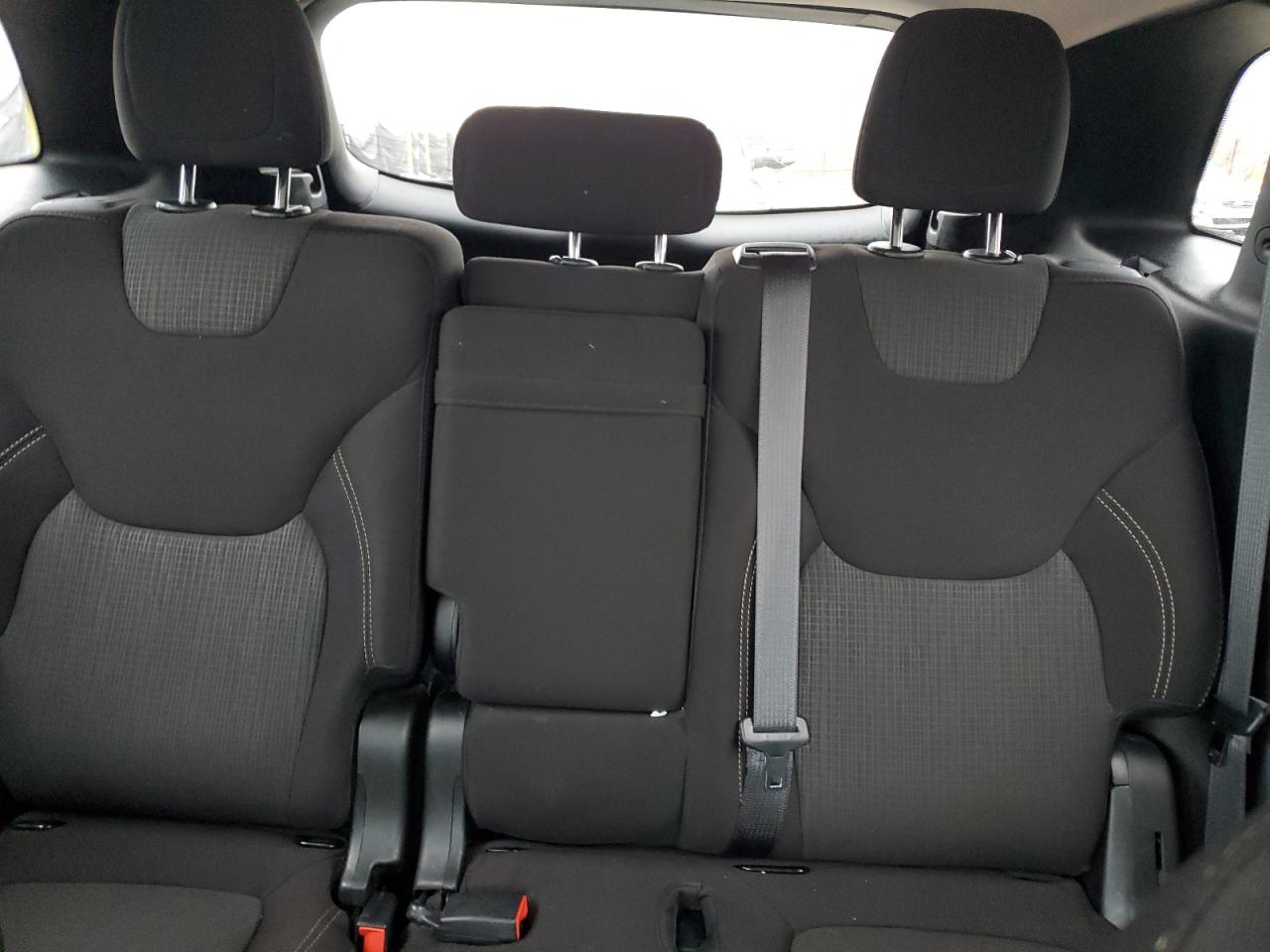 2017 Jeep Cherokee Latitude VIN: 1C4PJMCB1HW657110 Lot: 93487235