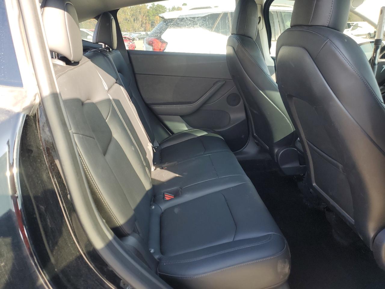 2022 Tesla Model Y VIN: 7SAYGDEF2NF453521 Lot: 94080645