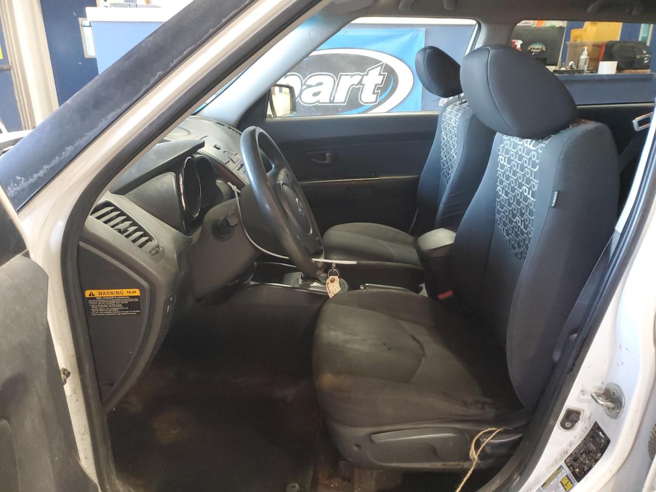 2011 Kia Soul + VIN: KNDJT2A22B7704329 Lot: 93316135