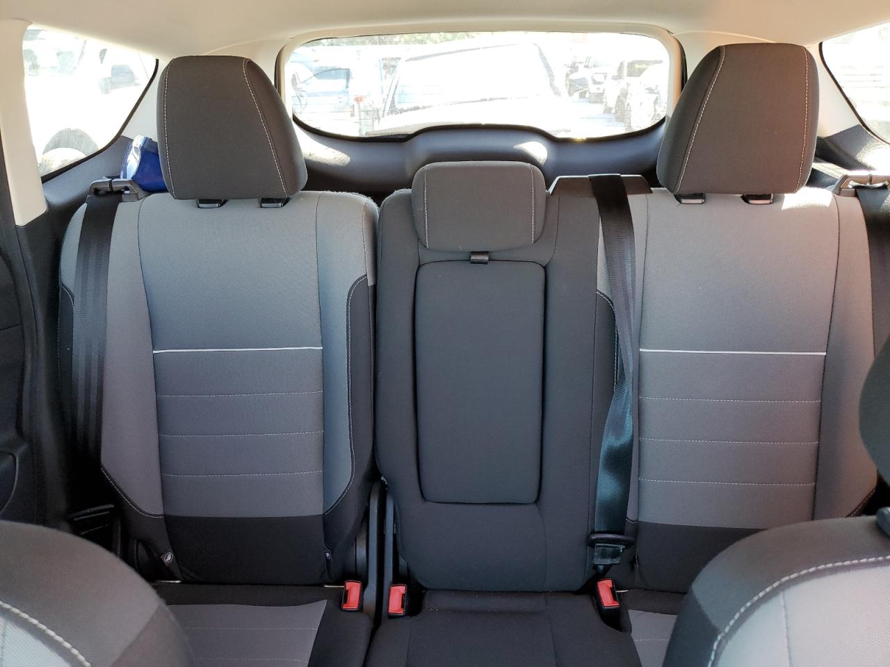 2015 Ford Escape Se VIN: 1FMCU9GXXFUA97052 Lot: 92590675